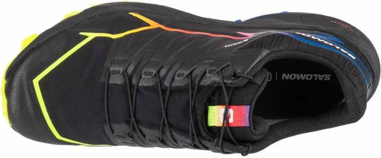 Atlete për meshkuj Salomon, të zeza