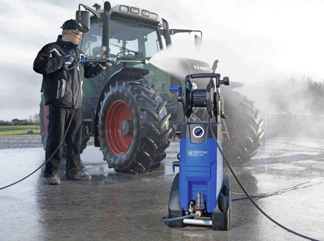 Makinë larëse elektrie Nilfisk MC 4M-180/740XT, 400V, e kaltër / zezë