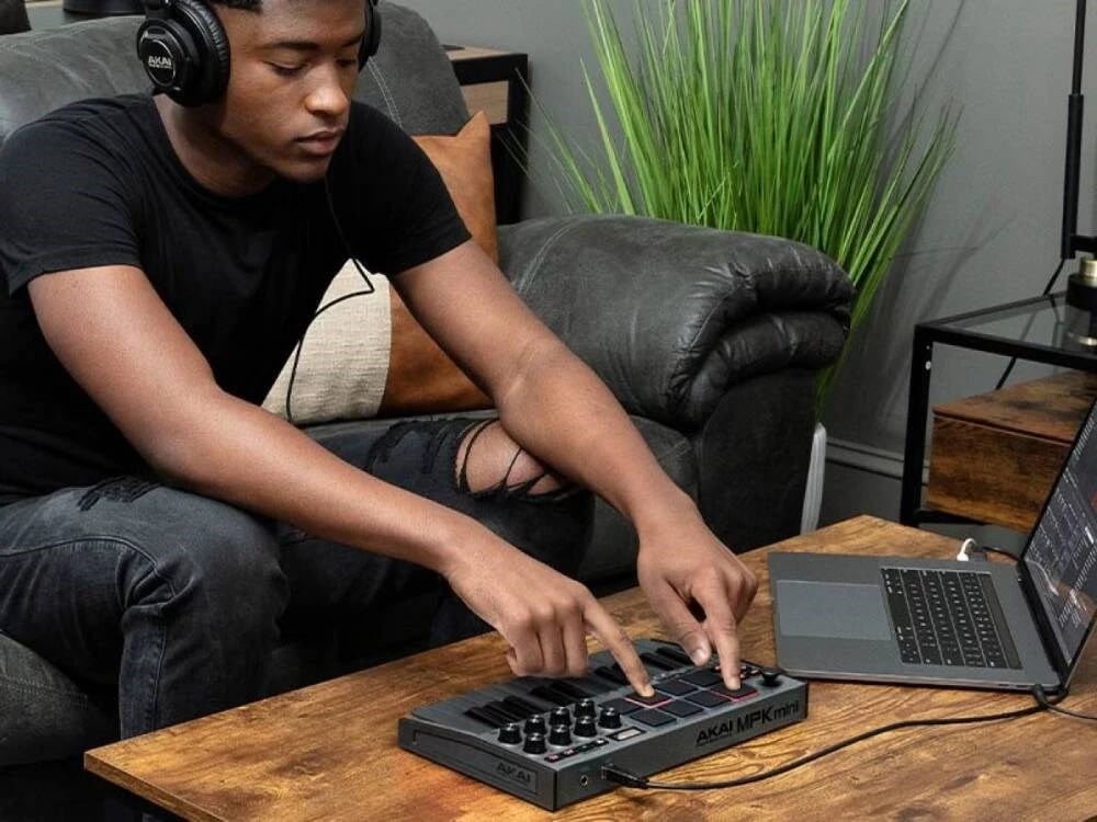 Mikset për DJ AKAI MPK Mini MK3, MIDI USB, e zezë/hiri