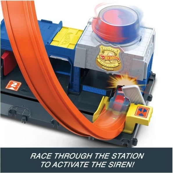 Set pistë makine Hot Wheels City Super Police Station JBM71, me lak të rregullueshëm dhe 1 makinë 1:64, shumëngjyrësh