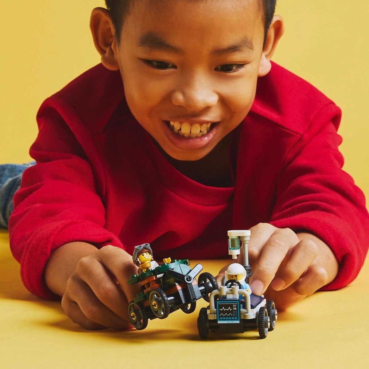 Set LEGO City 60459 Race Car, aeroplan vs. shtrat spitali, 70 pjesë