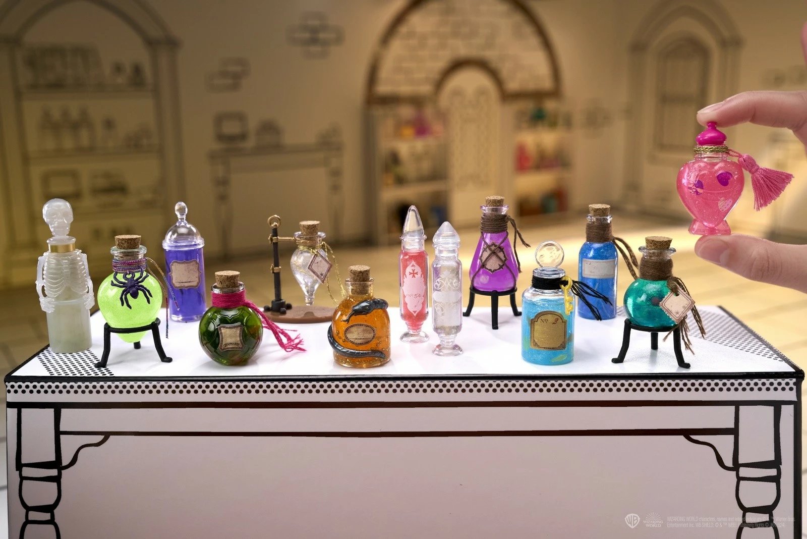 Set figurina Miniverse Harry Potter Make It Mini Potions, MGA, 15 copë