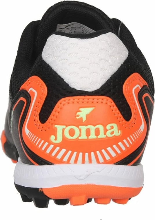 Atlete futbolli për meshkuj Joma Maxima, të zeza