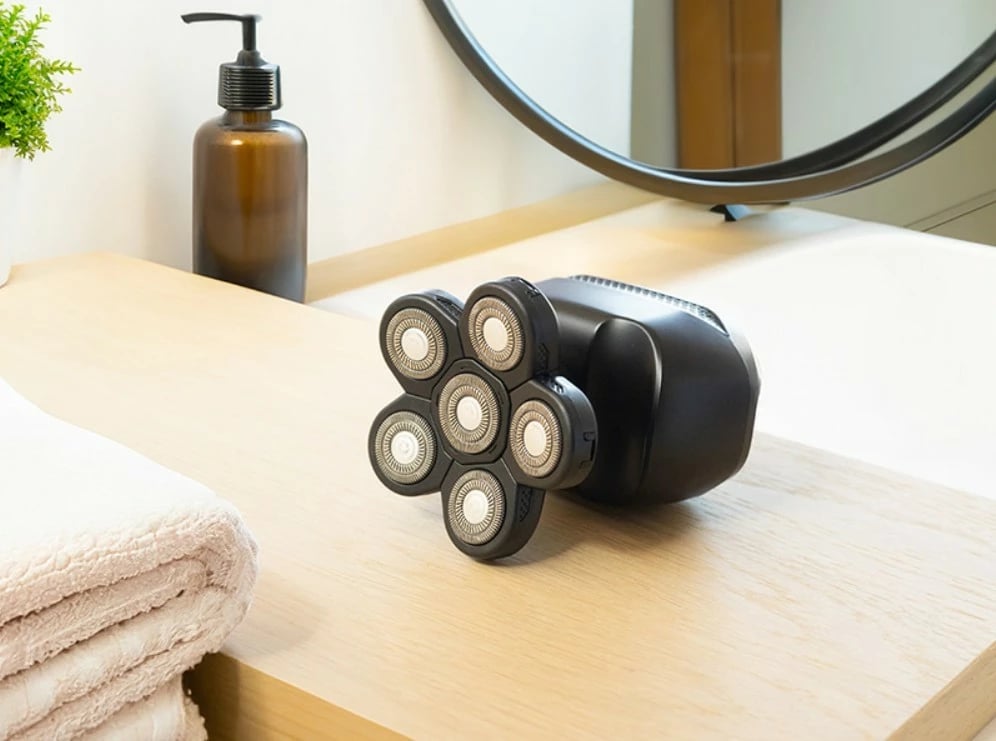 Makinë rroje për kokë, Lafe MasterSmooth, 6 koka fleksibile, IPX6, përdorim i thatë & i lagësht, bateri 60 min, me trymer për hundë, e zezë