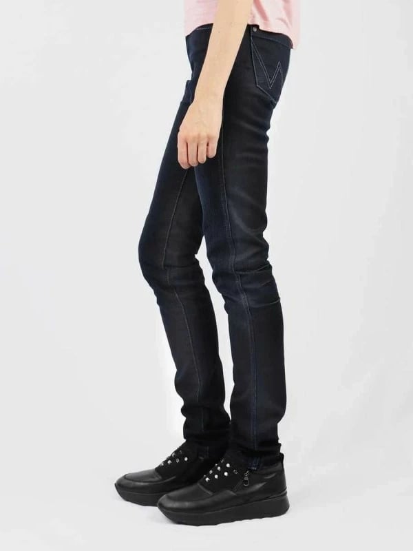 Pantallona Wrangler femra