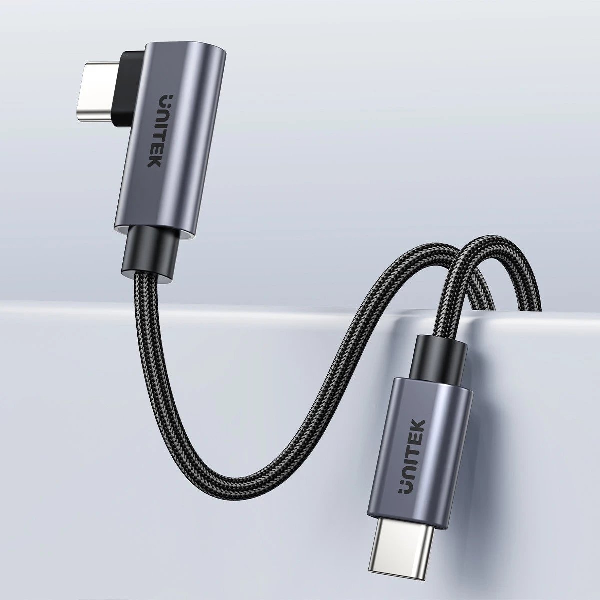 Kabllo Unitek USB-C me kënd 90° PD100W 0,5m, ngjyrë zi-hiri