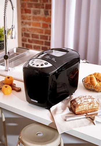 Aparat për bukë, Adler MS 6022, 15 programe, 850 W, kazan i heqshëm, dy përzjerës metalikë, 1000-1500 g, e zezë