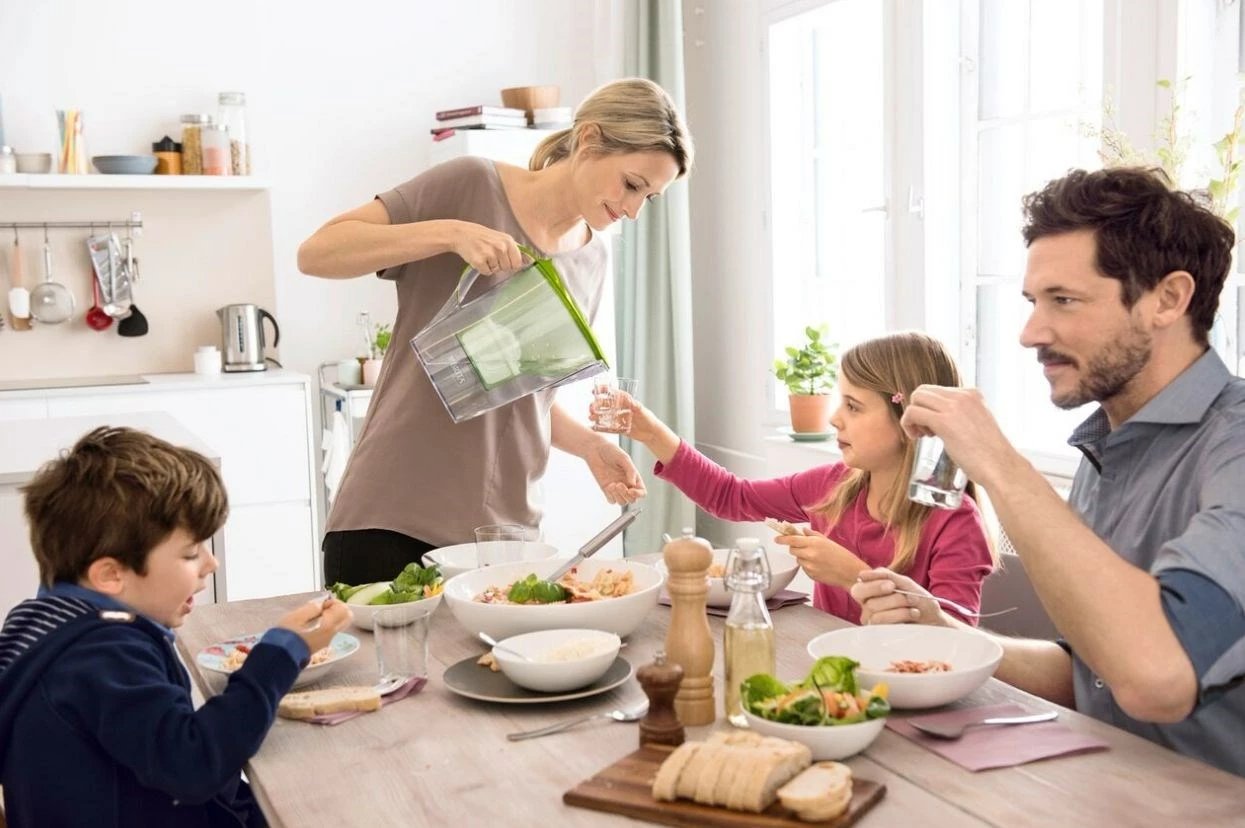 Ibrik filtri për ujë BRITA Marella me Maxtra Pro PP, 2.4L, grafit