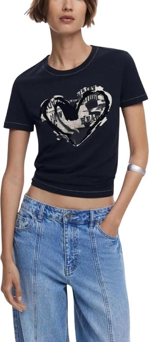 Maicë Desigual femra e zezë