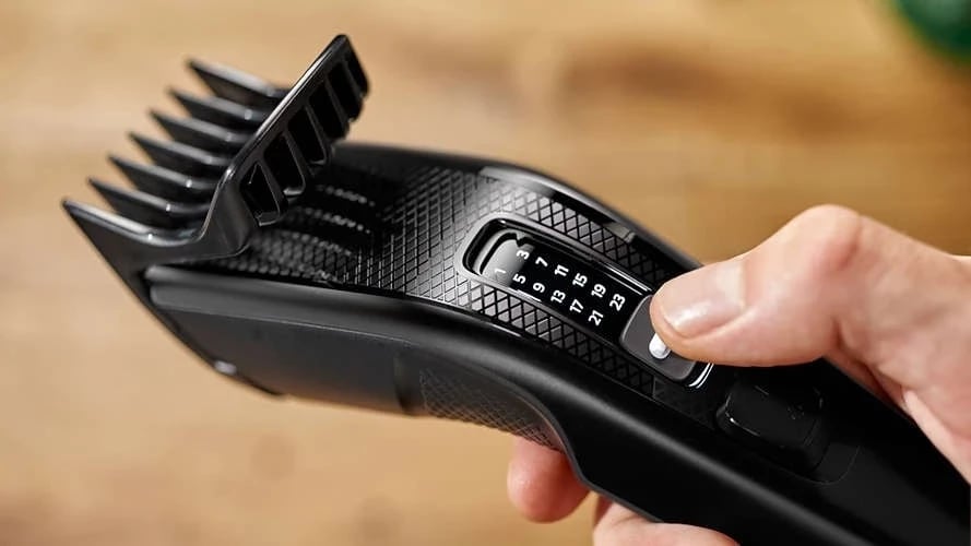 Maqinë për prerjen e flokëve Philips, e zezë