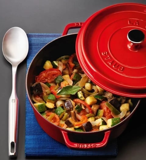 Tegell Staub 4.8 L, Gize