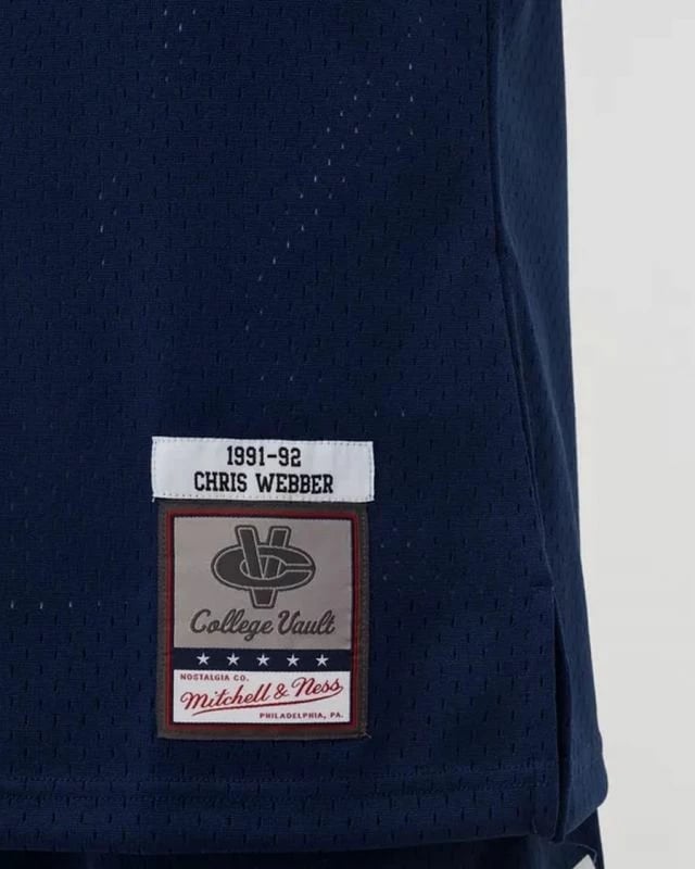Fanellë për meshkuj Mitchell & Ness NCAA Swingman Road Jersey Michigan1991 Chris Webber, blu marine
