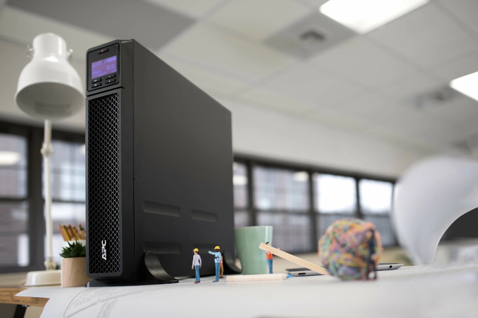 Smart-UPS APC 2200VA, Tower, 230V, 8x C13+2x C19, SmartSlot, Kohëzgjatje e zgjatur