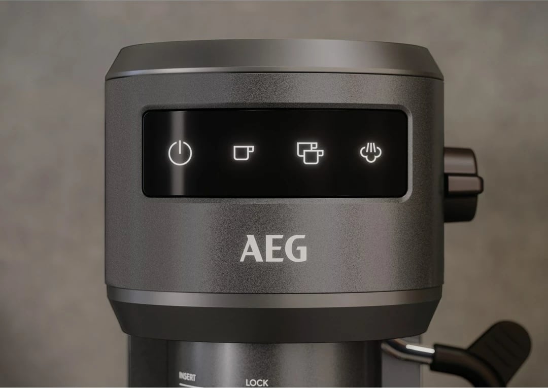Aparat espresso manual AEG EC6-1-6BST, 1L, i zi