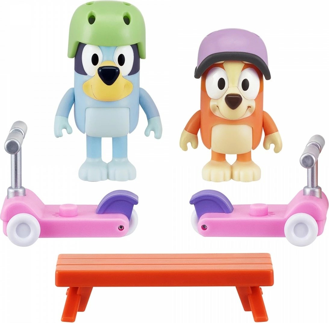 Set figurina Bluey Tm Toys BLU13085 me hulajnoga dhe kaska, për fëmijë