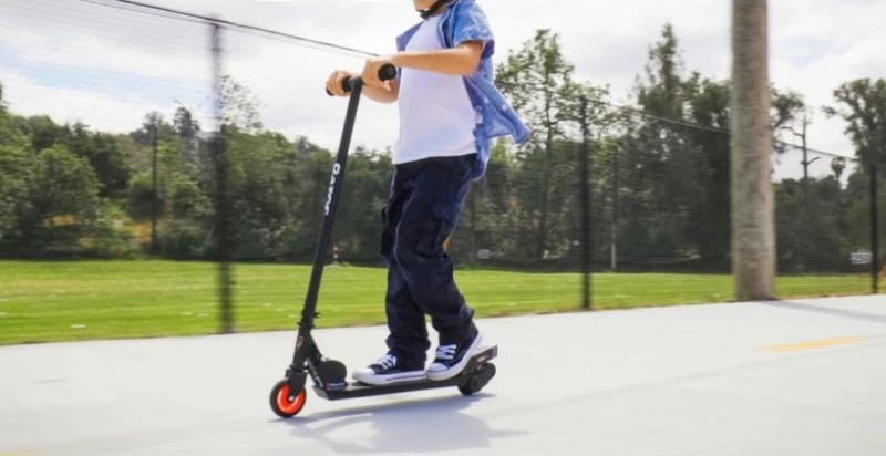 Skuter elektrik Razor, i zi