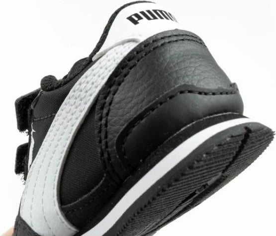 Atlete për fëmijë Puma, të zeza