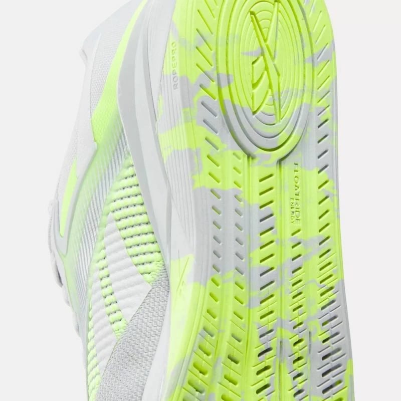 Atlete femra Reebok, të bardha