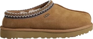 Papuqe Ugg femra, kafe