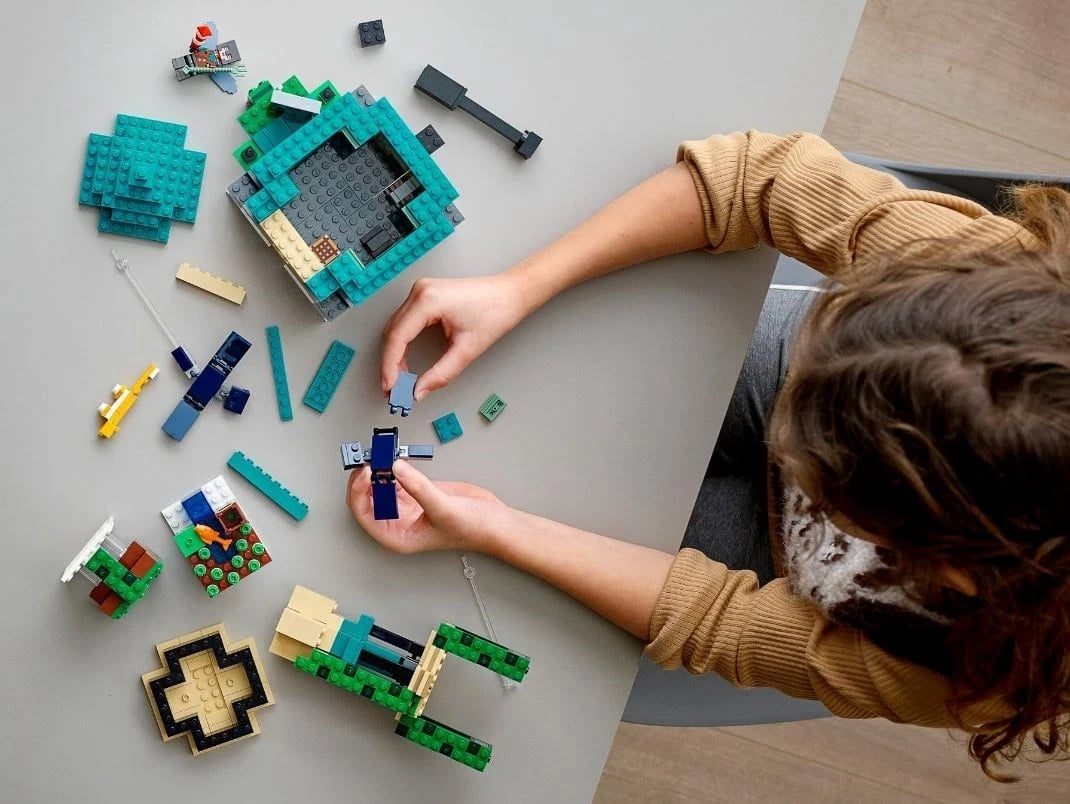 Set LEGO Minecraft 21173, Kulla e Qiellit