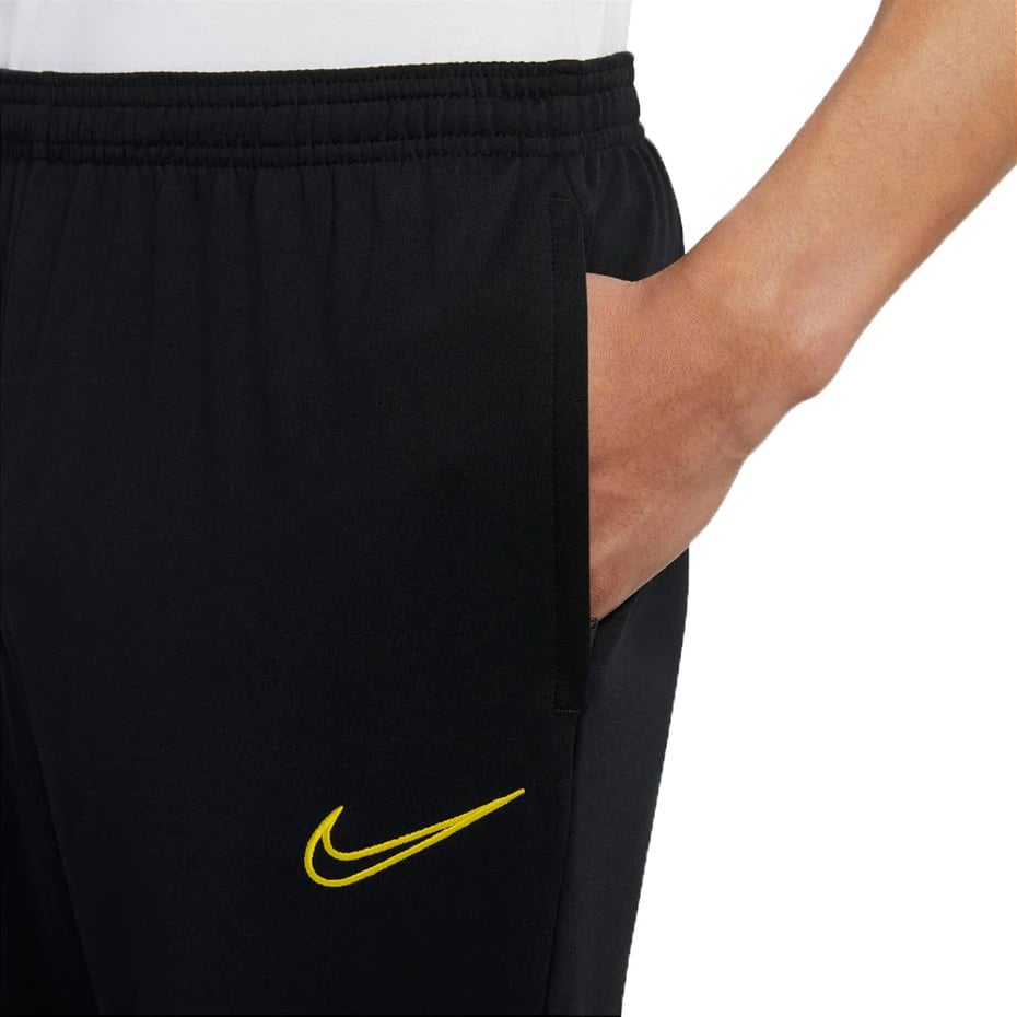 Pantallona sportive për fëmijë Nike, të zeza