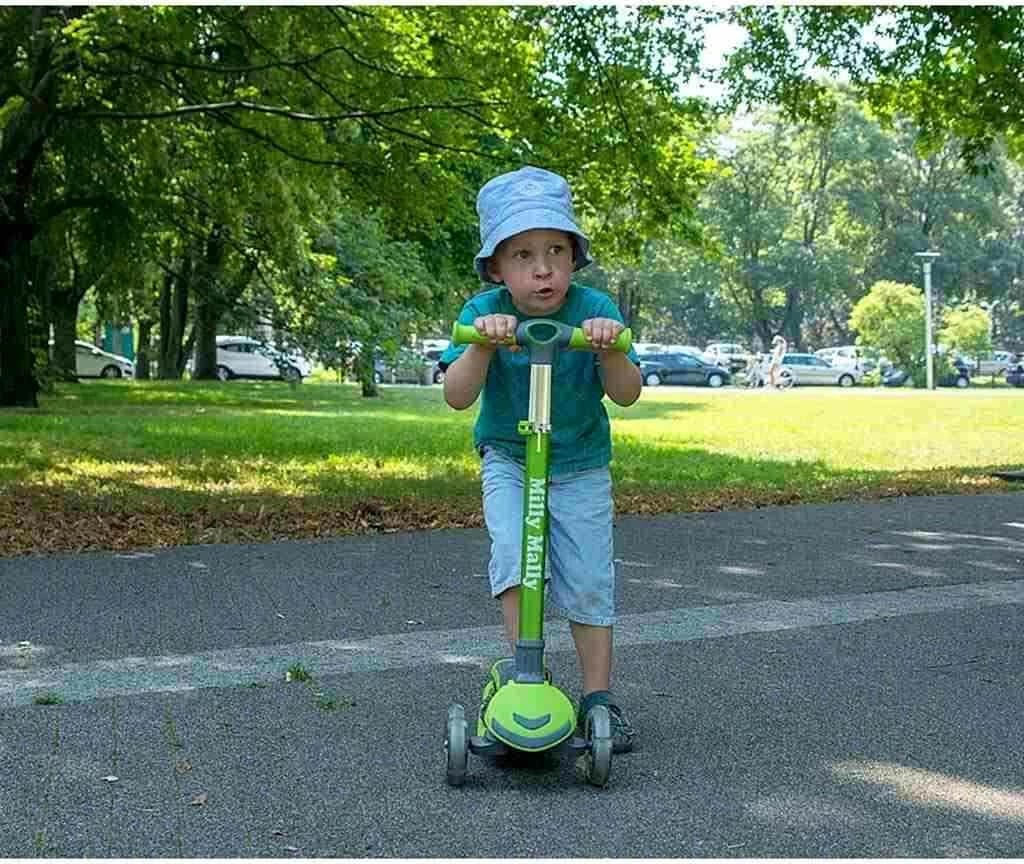 Trotinet fëmijësh, Milly Mally Boogie, 3 rrota, timon me balancë, rregullim 3 nivele, rrota me drita LED, 3+ 50 kg, rozë