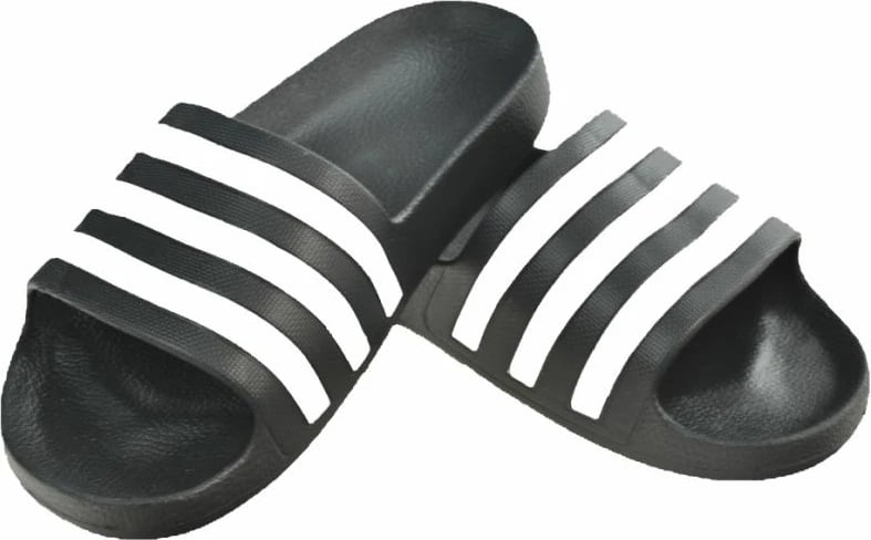 Atlete për turizëm adidas, të zeza