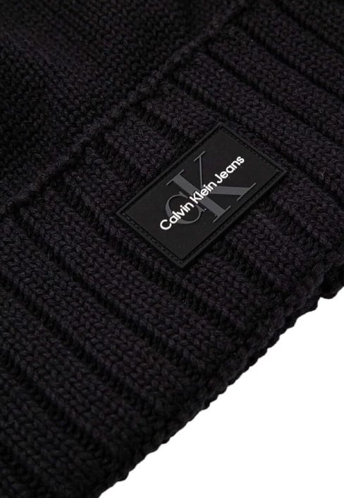 Kapelë Calvin Klein Jeans për meshkuj, e zezë