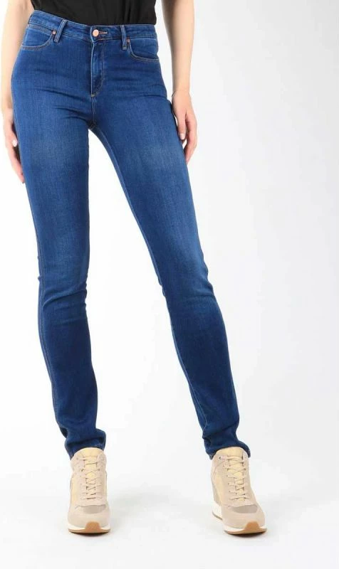 Pantallona Wrangler për femra, Cold Sky