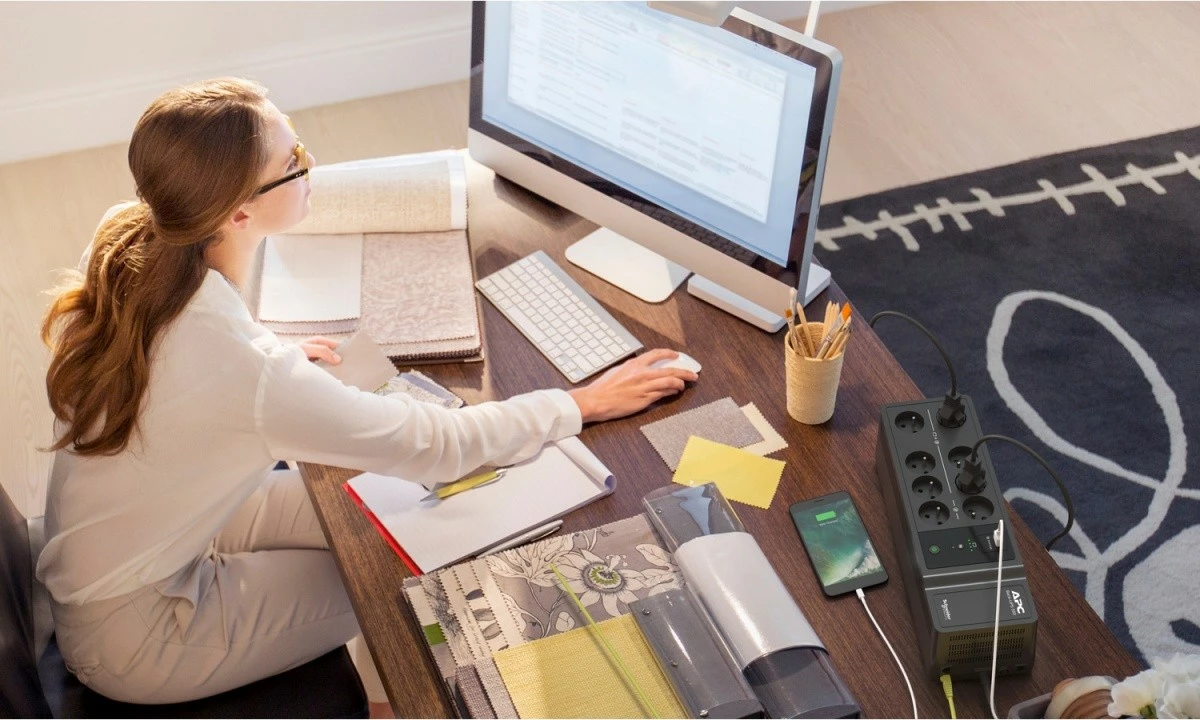 UPS APC BE500G2-FR Back-UPS, 500VA, 8 dalje, USB, e zezë