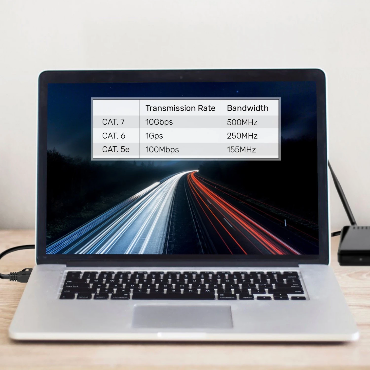 Patchcord Unitek, 3.0m, me këshilla të aritë, ngjyrë e zezë