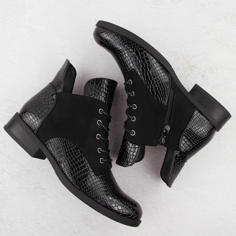 Çizme të shkurta për femra Vinceza, të zeza