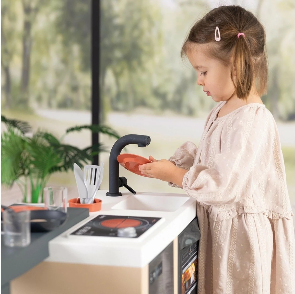 Set lodrash kuzhine Smoby Kitchen Island, plastikë, shumëngjyrëshe, me 23 aksesorë