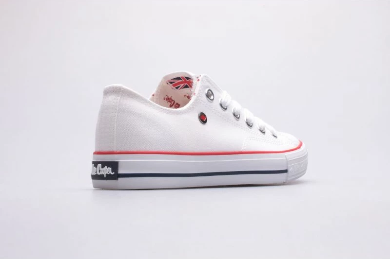 Këpucë Lee Cooper për femra, të bardha