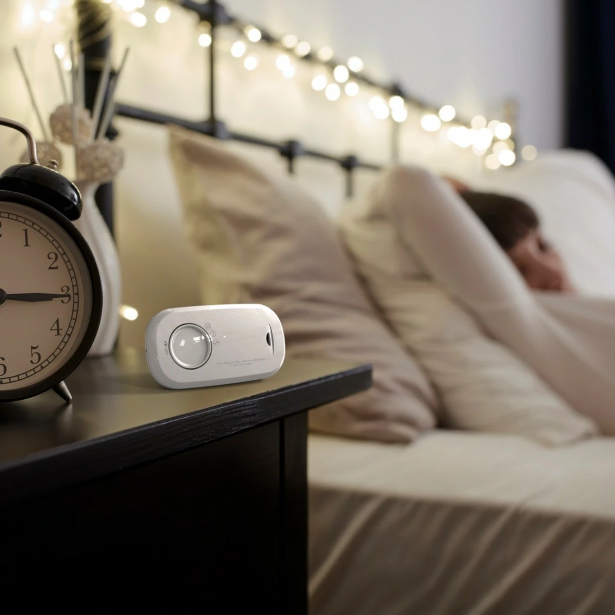 Detektor monoksidi FireAngel FA3313-INT me bateri, i bardhë