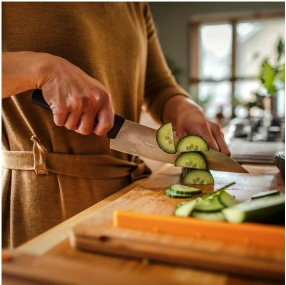 Thikë kuzhine Fiskars Functional Form 1057534, 20 cm, Inoks, E zezë/Portokalli