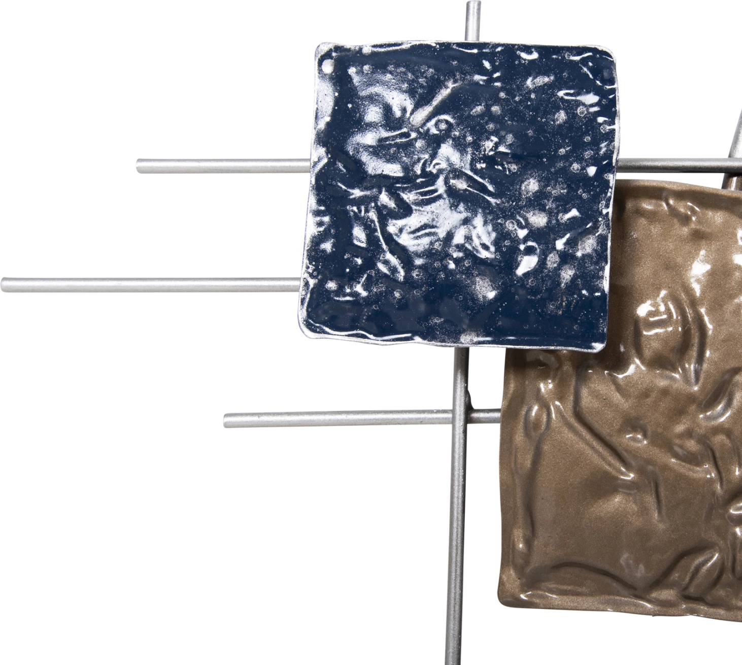 Orë muri metalike, ngjyrë e bardhë, me tregues dhe numra të zinj, FH4209, 92x51 cm