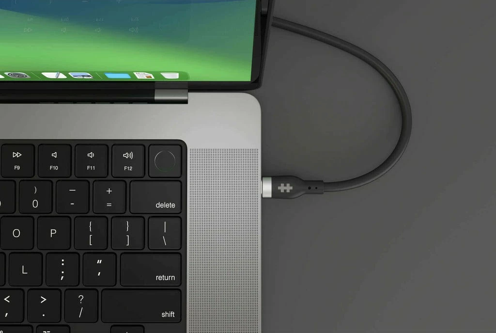 Kabllo USB-C Targus 1M, 240W, e zezë