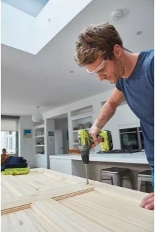 Aku-sharxhe Ryobi R18DD3-0 18V, pa bateri, gjelbër