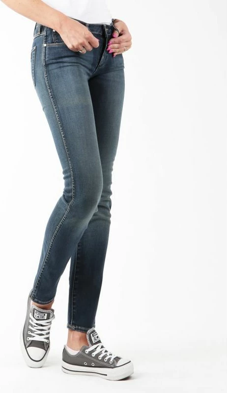 Pantallona për femra Wrangler, grafit