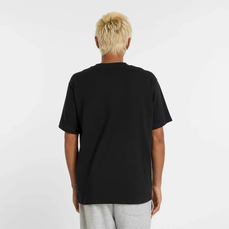 Maicë për meshkuj New Balance, e zezë