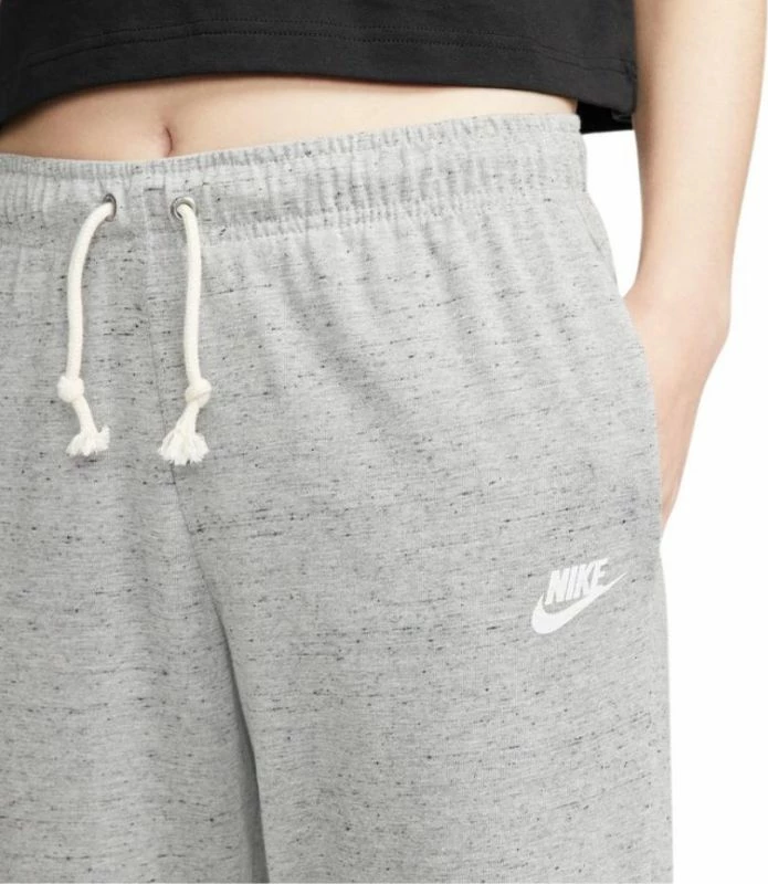 Pantallona sportive gri për femra Nike NSW Gym Vntg Easy Pant DM6390 063
