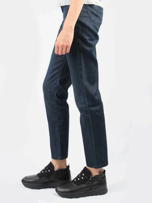 Pantallona femra Wrangler