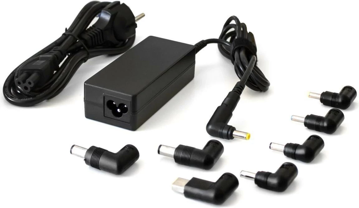 Adapter universal Techmade për laptop 65W, ngjyrë e zezë