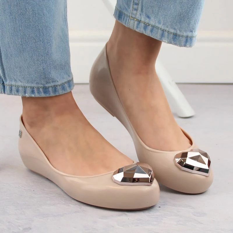 Balerina Zaxy femra, të kremta