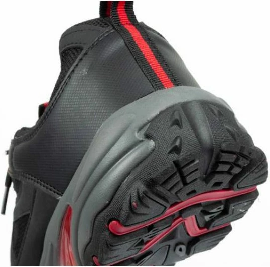 Këpucë pune për meshkuj Regatta, të zeza