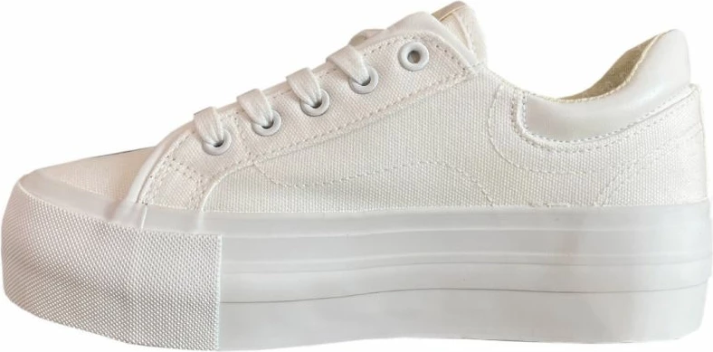 Atlete për femra Lee Cooper, të bardha