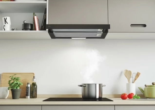 Aspirator Candy CBT625/2B/1, teleskopik, i zi, 60 cm