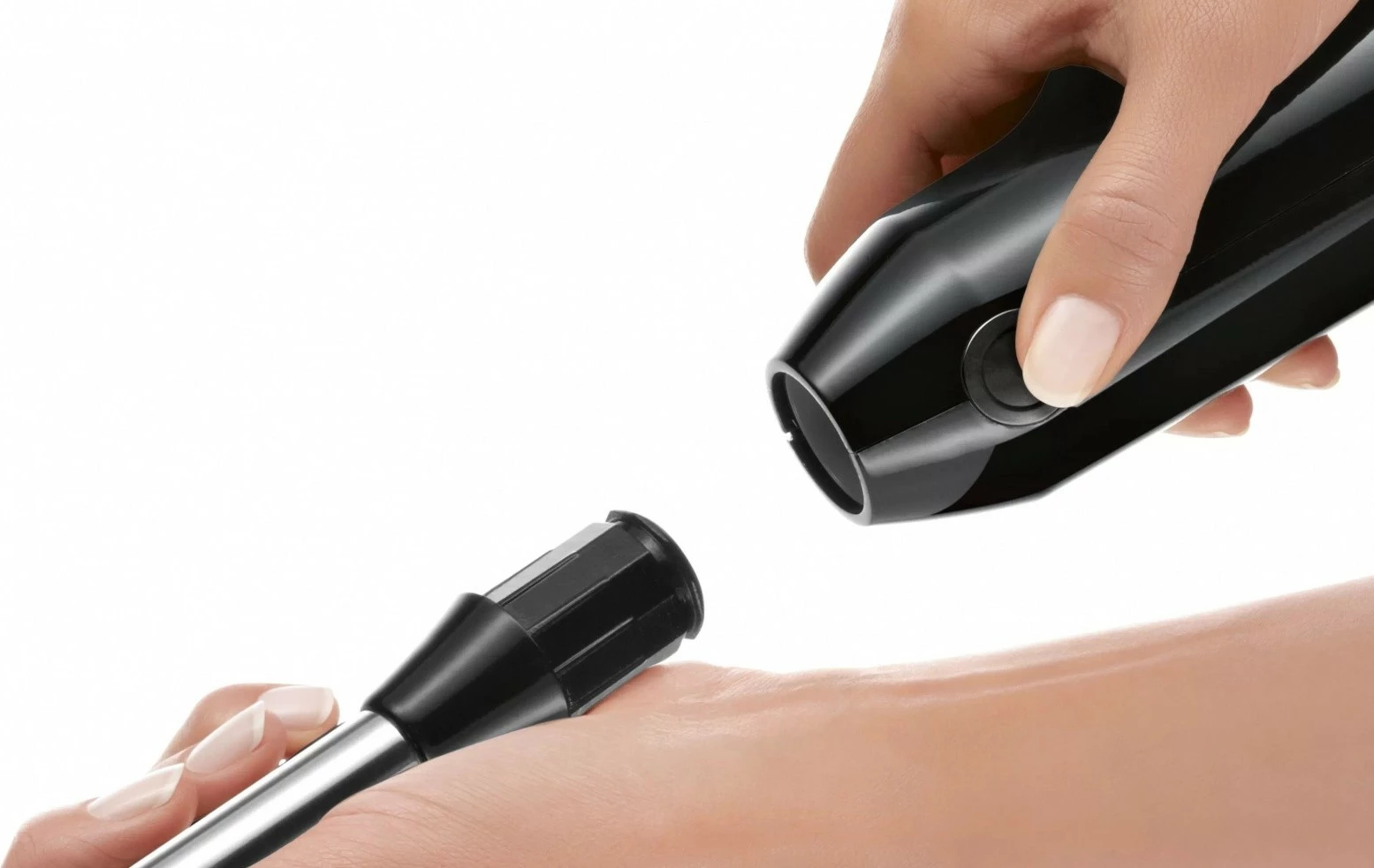 Blender dore Bosch MSM67160, 750 W, me copëtues, rrahëse dhe enë miksimi, e zezë