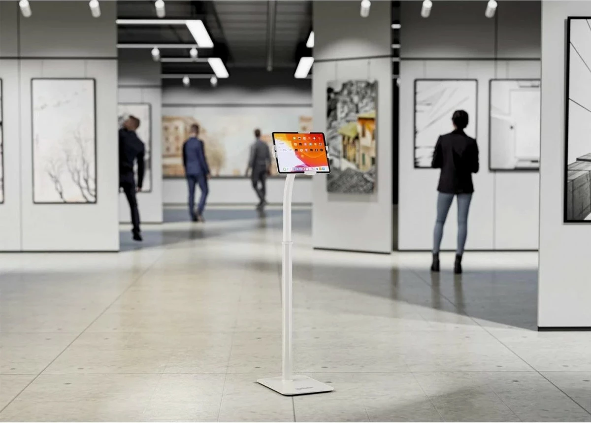 Mbajtëse dyshemeje për tabletë Techly 406345, për 7.9-11", e bardhë, me kyç sigurie